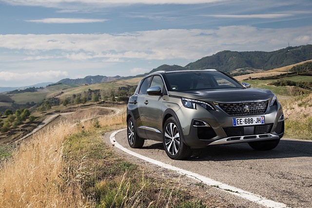 Peugeot 3008 foto 1