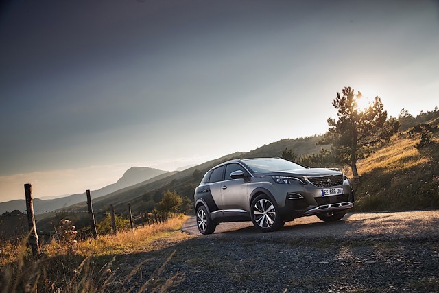 Peugeot 3008 foto 8