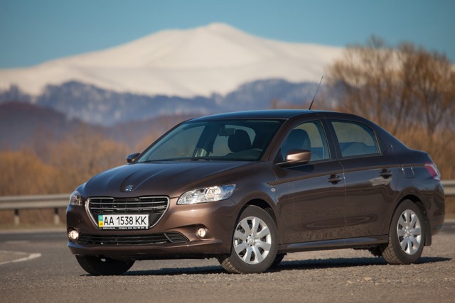 Peugeot 301 photo 24