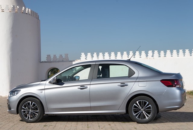 Peugeot 301 Foto 11