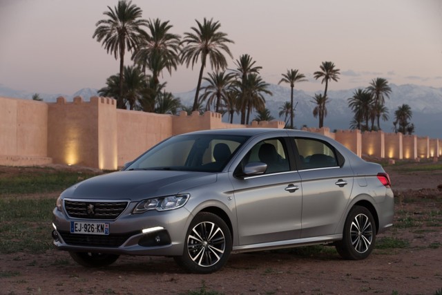 Peugeot 301 Foto 16