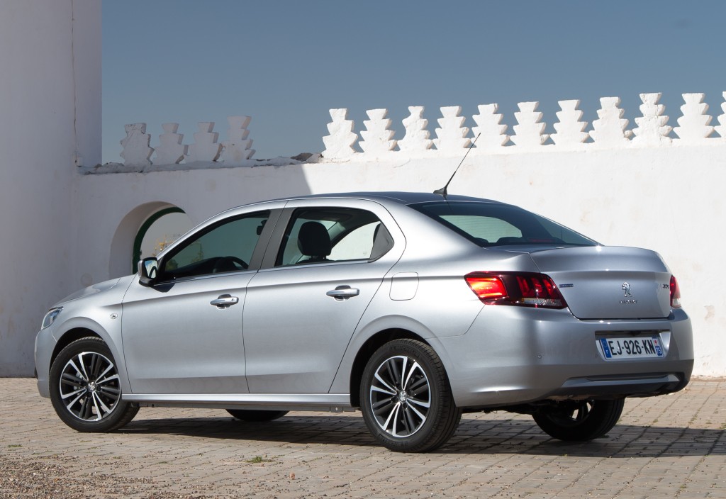 Peugeot 301 photo 18
