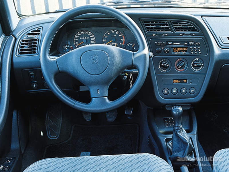 Peugeot 306 photo 7