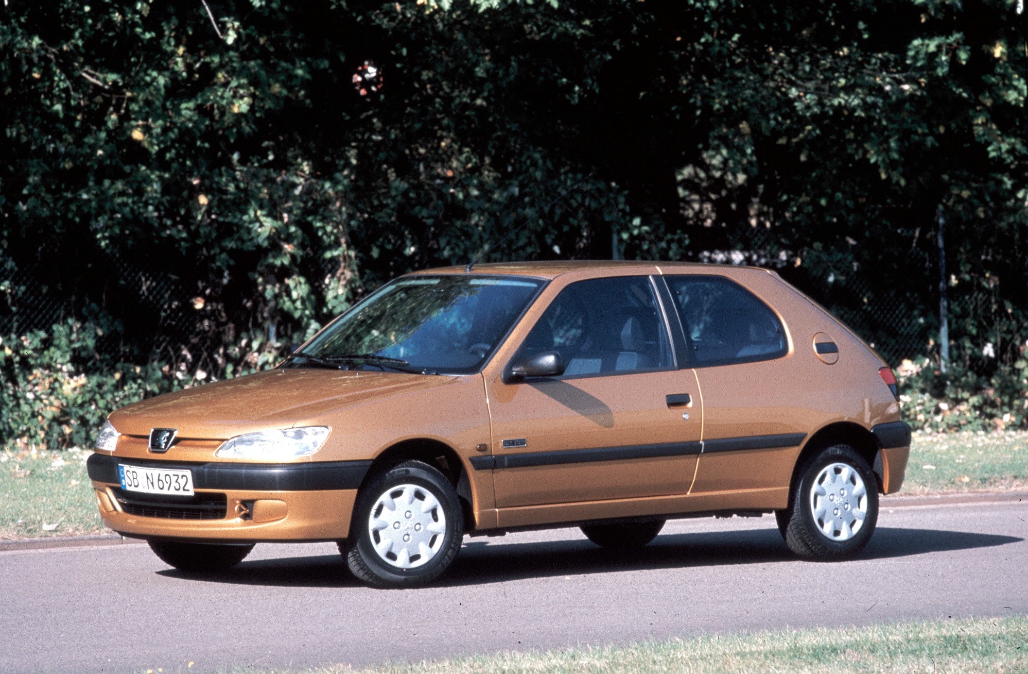 Peugeot 306 photo 9