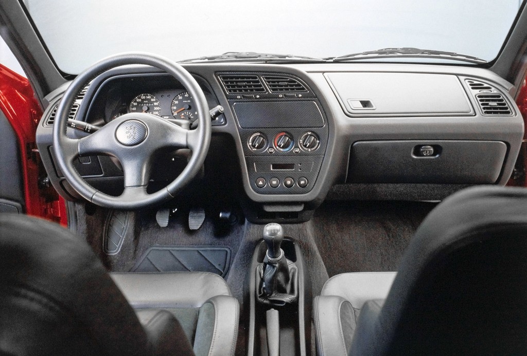 Peugeot 306 photo 29