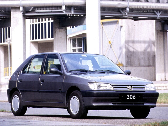 Peugeot 306 photo 1