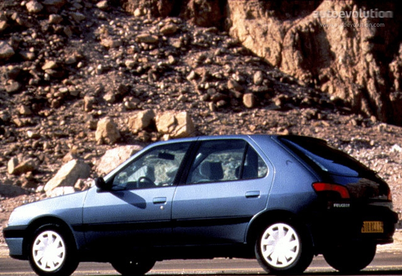 Peugeot 306 photo 2