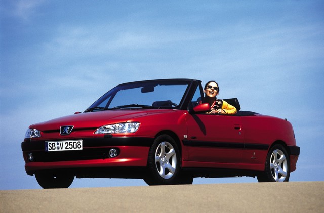 Peugeot 306 photo 17