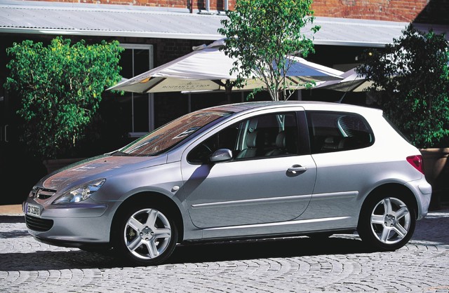 Peugeot 307 3 Doors photo 13
