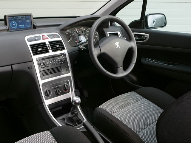 Peugeot 307 3 Doors photo 15