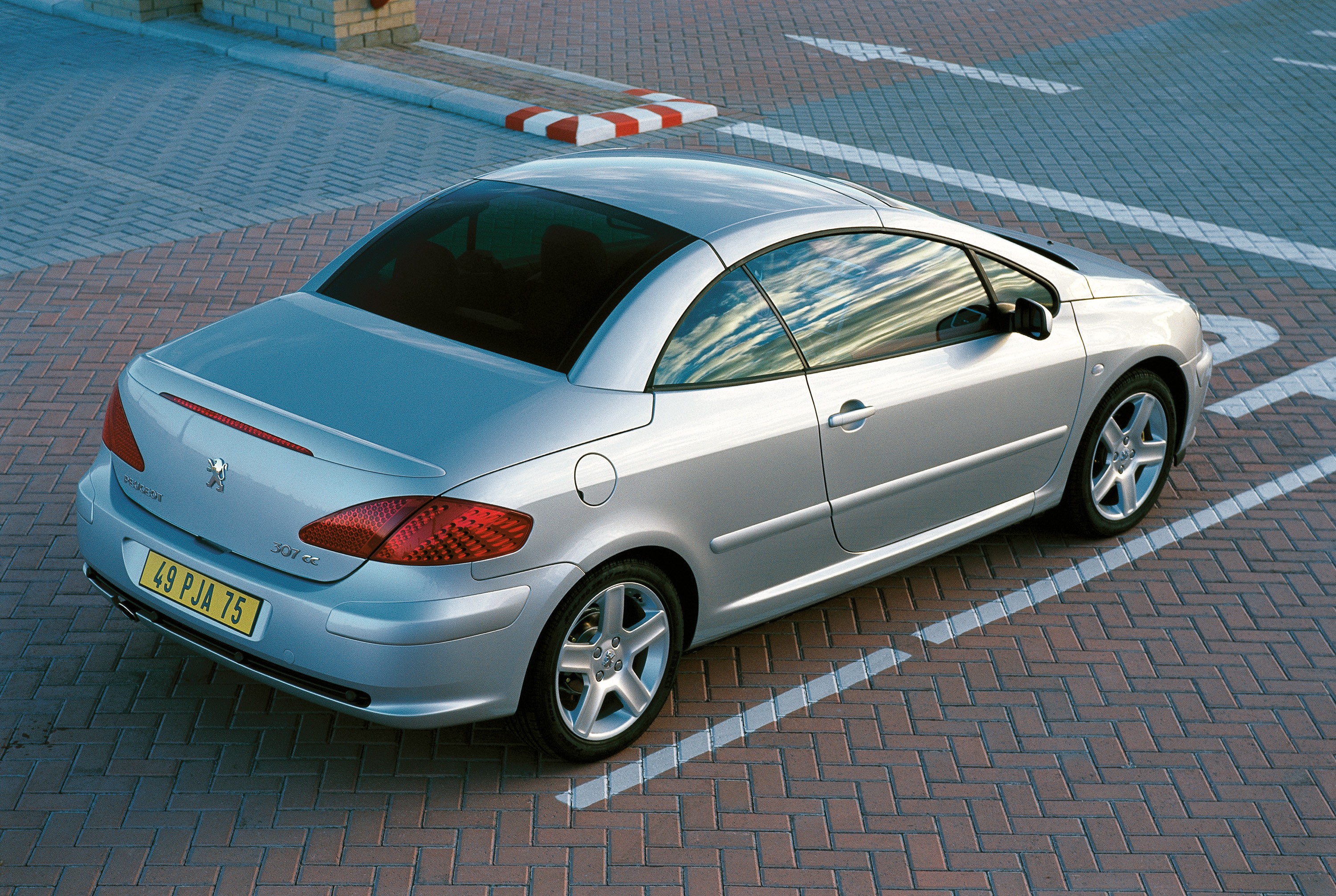 Peugeot 307 Cc photo 43