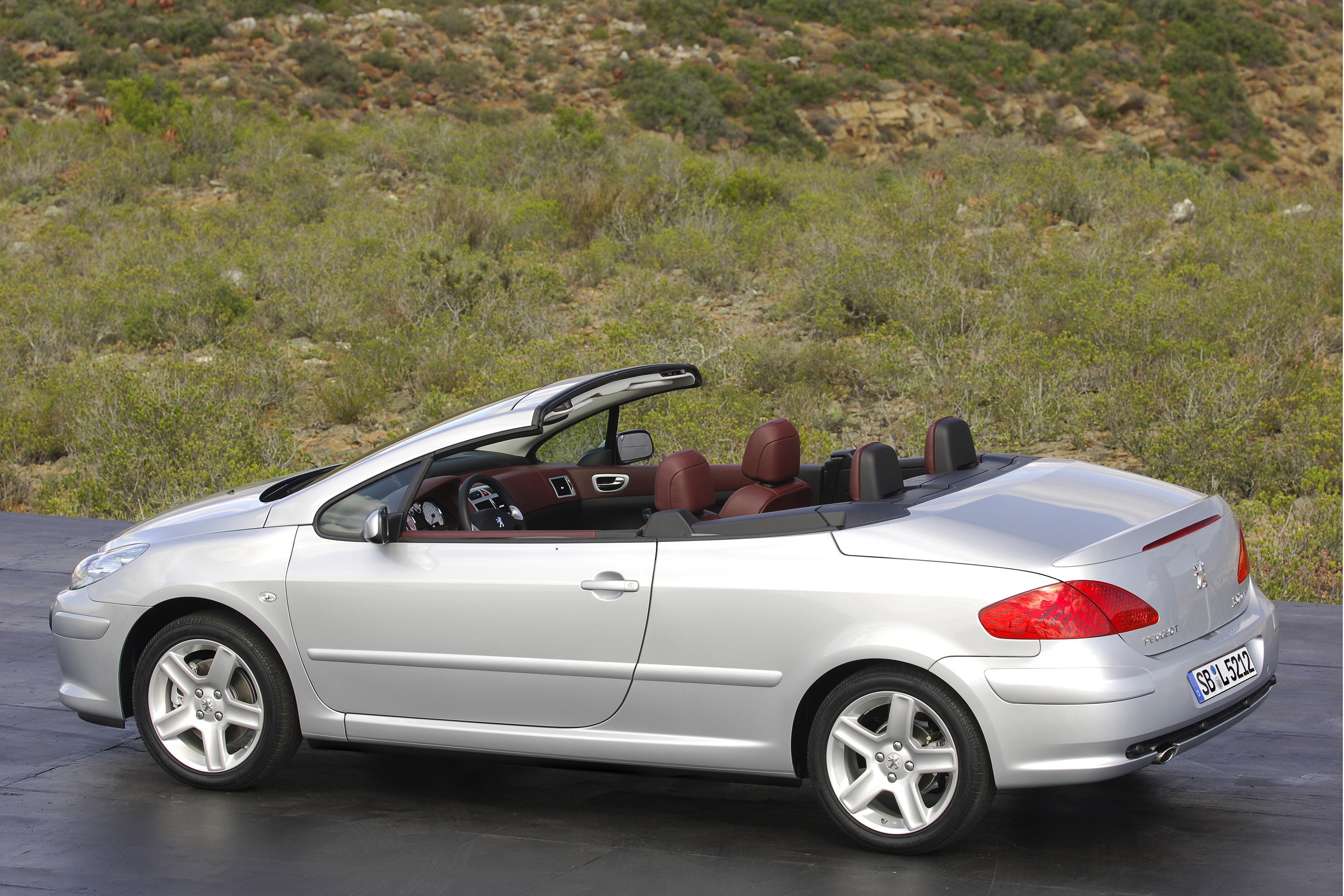 Peugeot 307 Cc photo 37