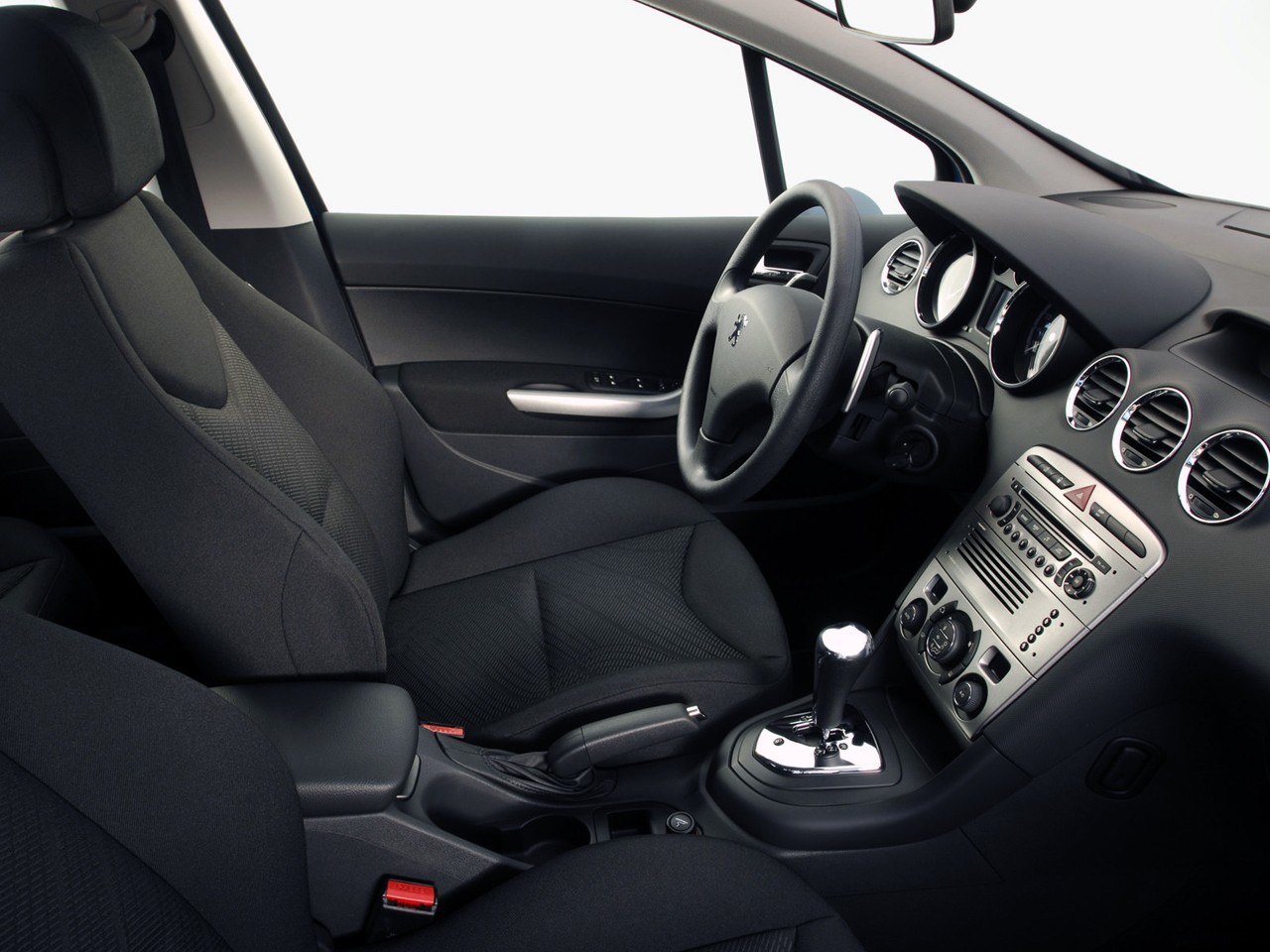 Peugeot 308 3 Doors photo 29
