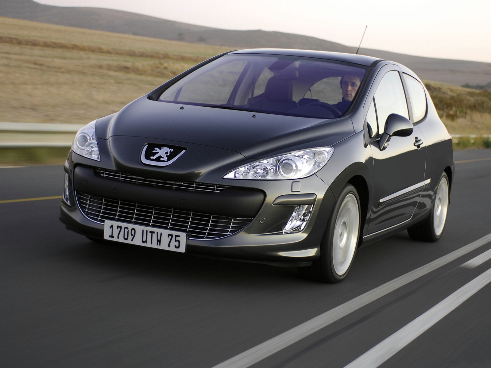 Peugeot 308 3 Doors photo 8