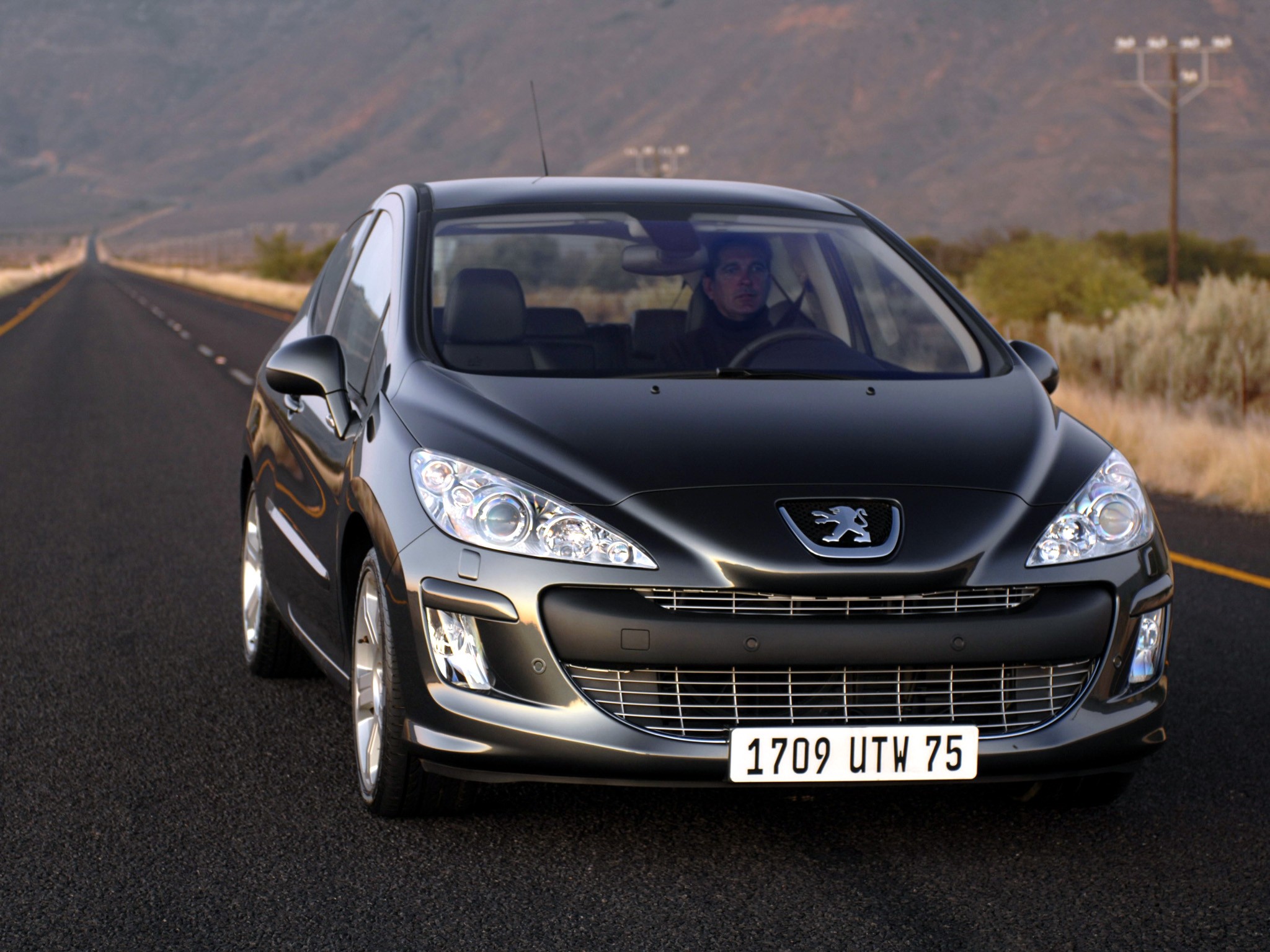 Peugeot 308 3 Doors photo 16