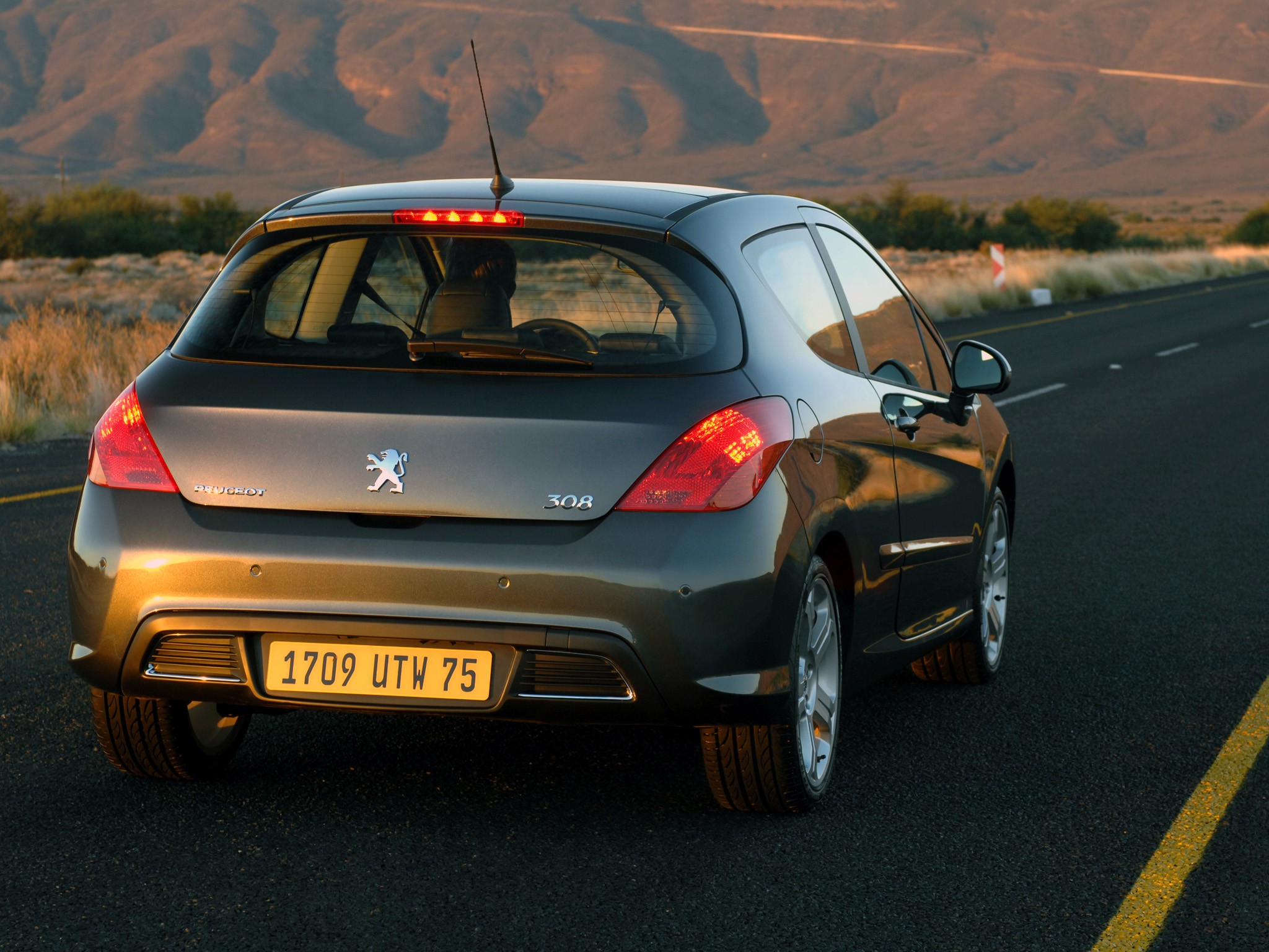 Peugeot 308 3 Doors photo 17