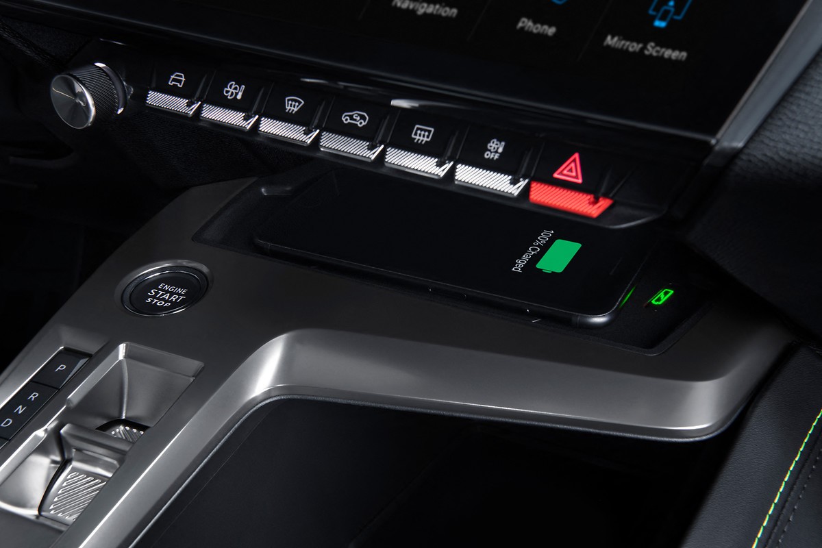 Peugeot 308 5 Doors photo 68