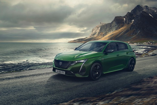 Peugeot 308 5 Doors photo 11
