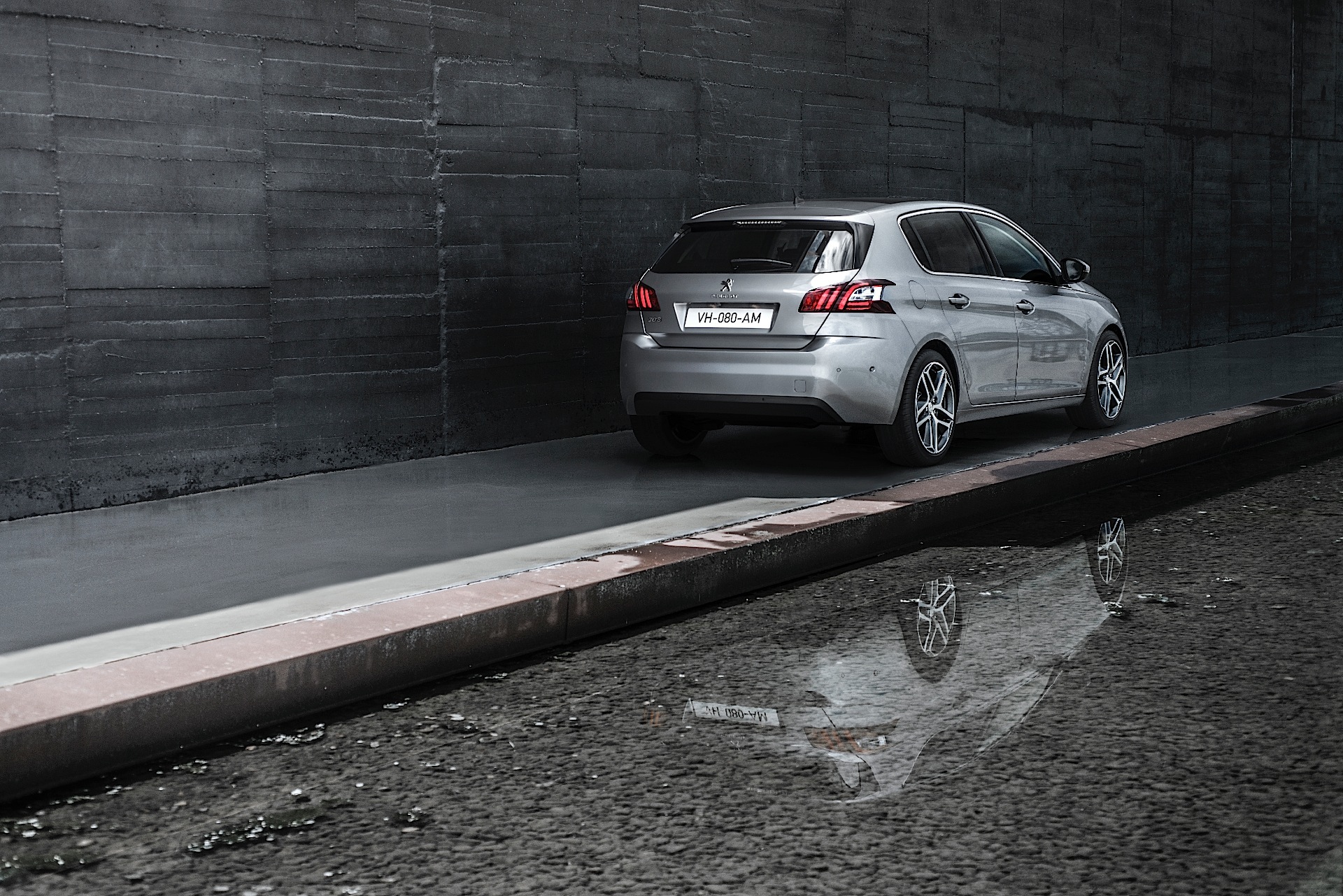 Peugeot 308 5 Doors photo 42