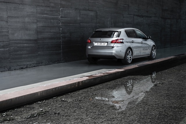 Peugeot 308 5 Doors photo 42