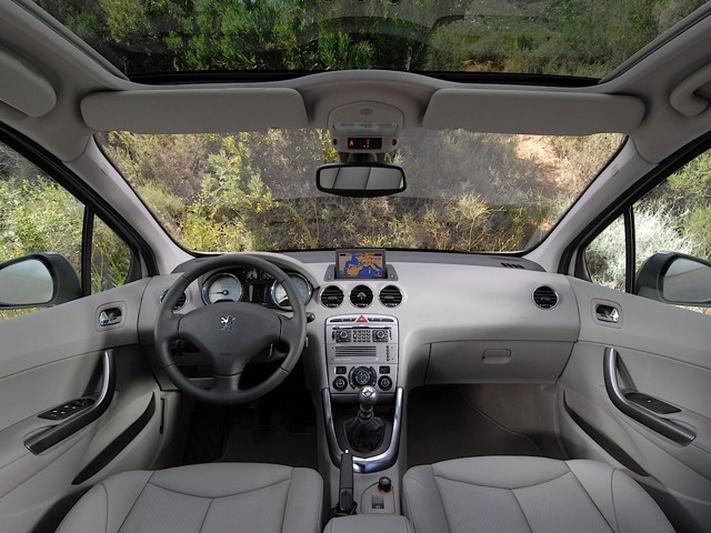 Peugeot 308 5 Doors photo 41