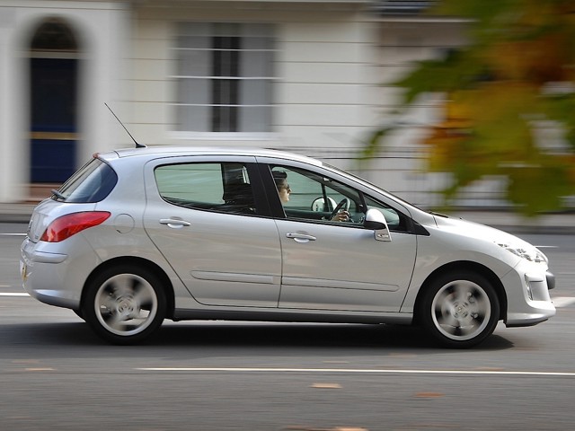 Peugeot 308 5 Doors photo 14