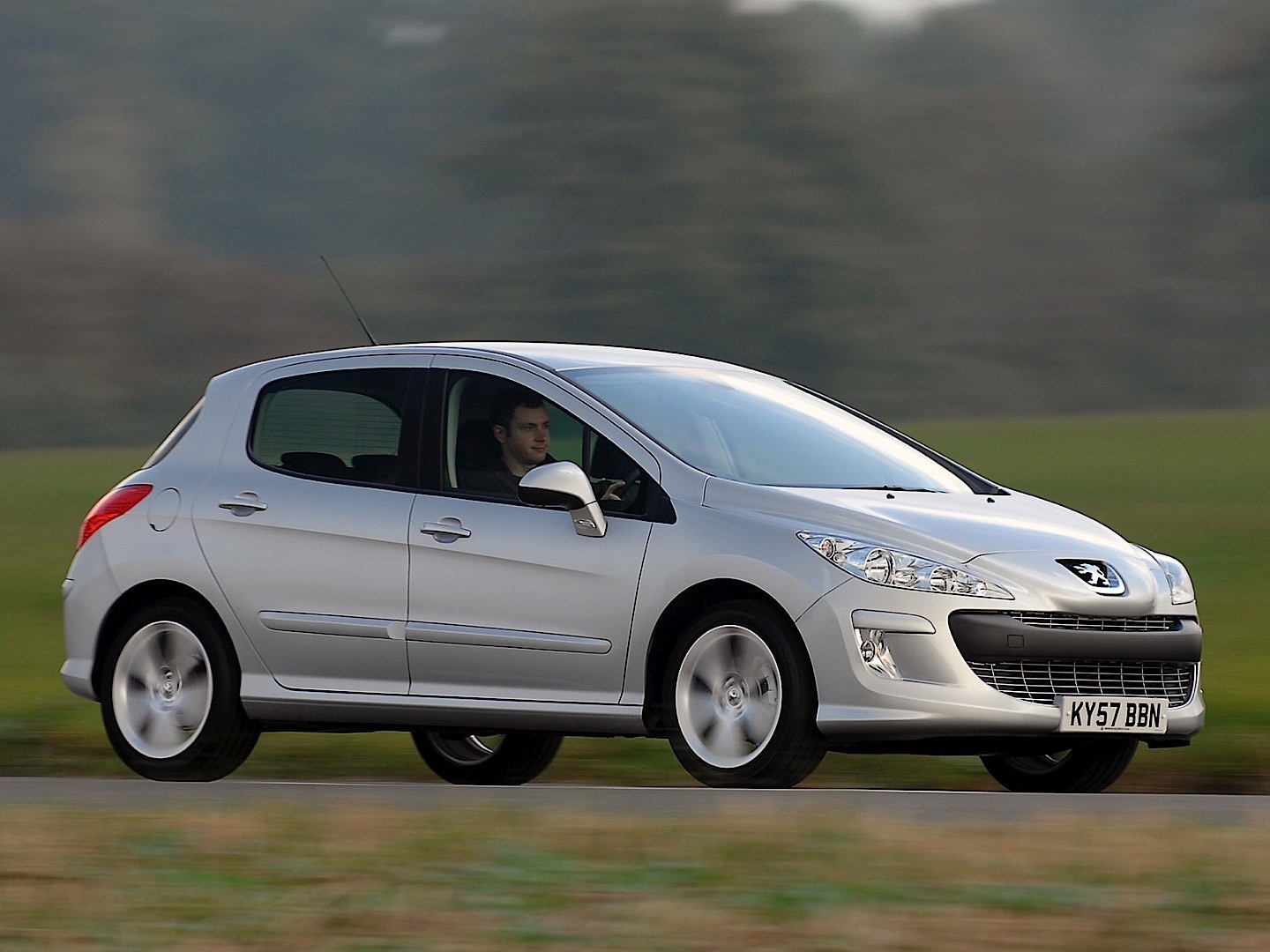 Peugeot 308 5 Doors photo 23