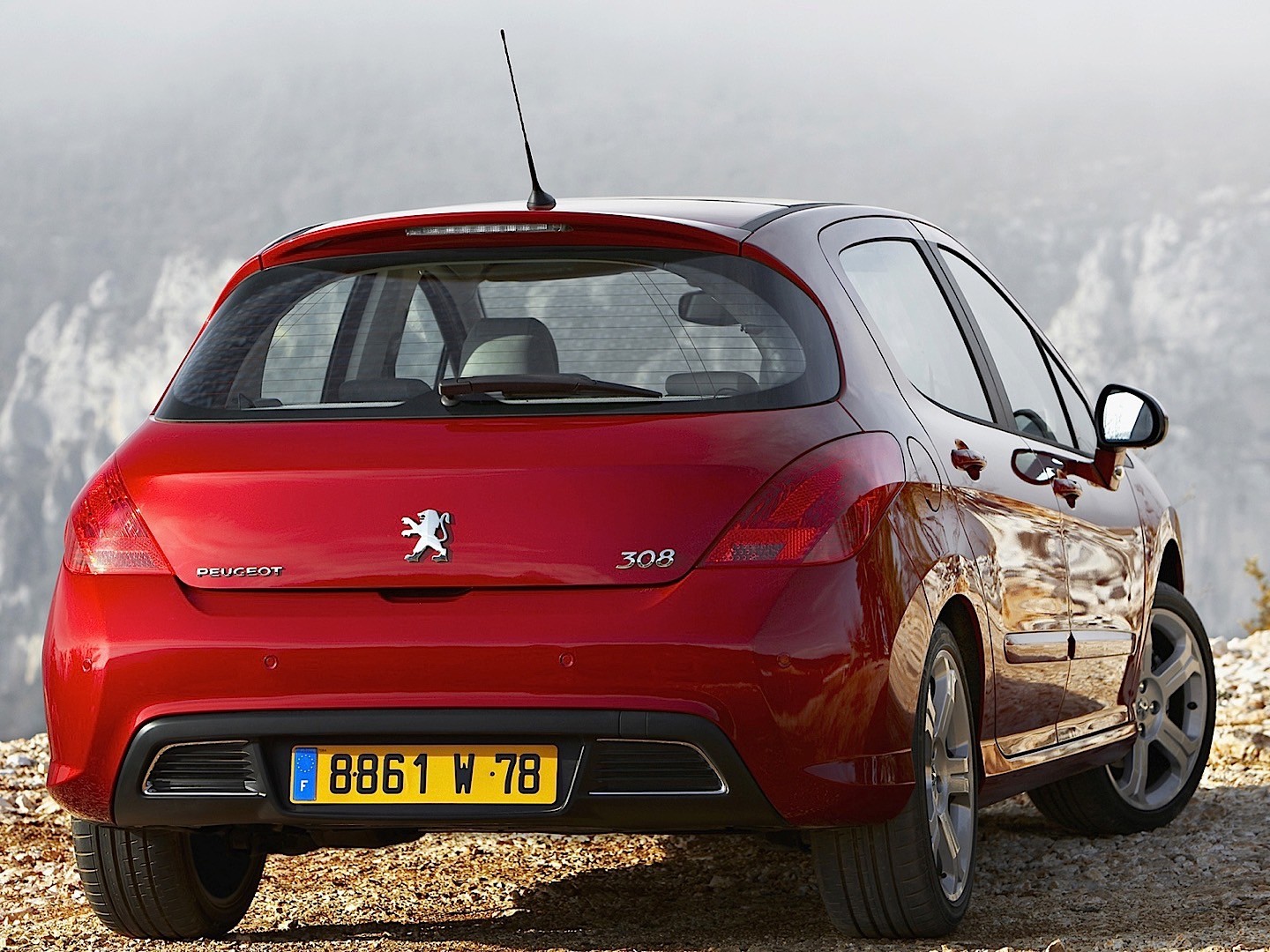 Peugeot 308 5 Doors photo 24