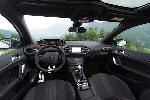 Peugeot 308 5 Doors photo 34