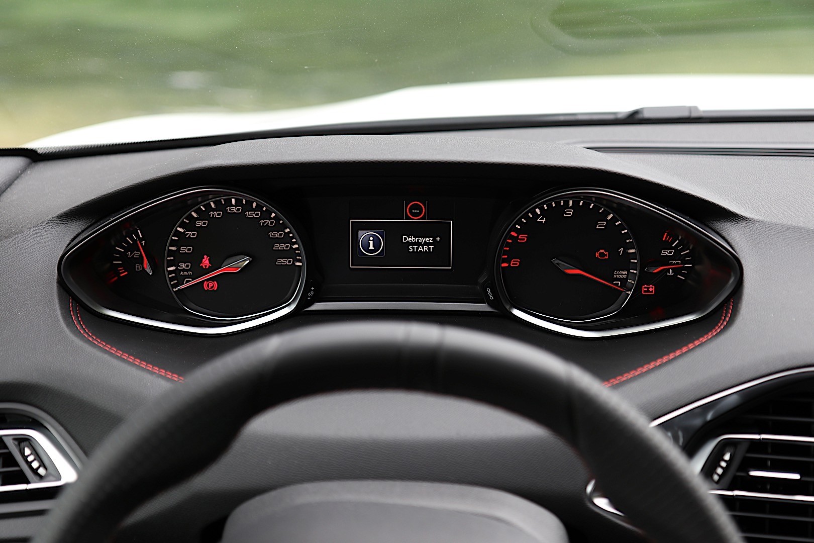 Peugeot 308 5 Doors photo 35