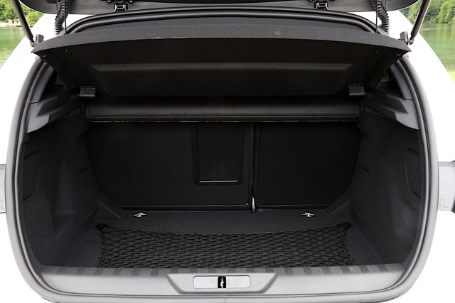 Peugeot 308 5 Doors photo 38