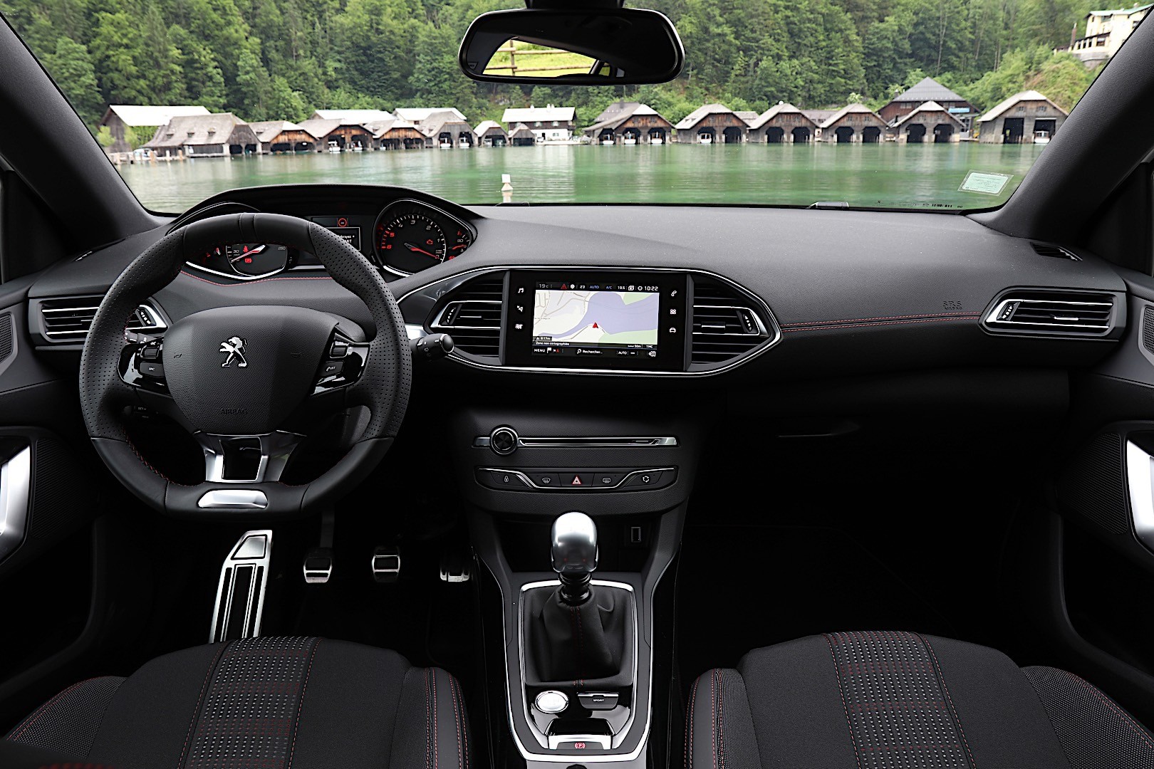 Peugeot 308 5 Doors photo 39