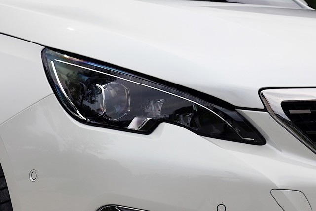 Peugeot 308 5 Doors photo 22