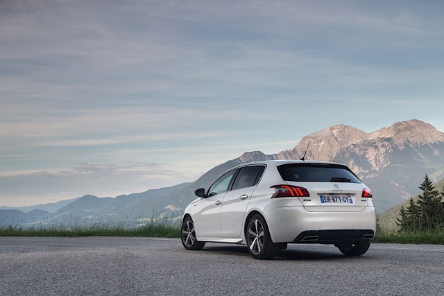 Peugeot 308 5 Doors photo 23