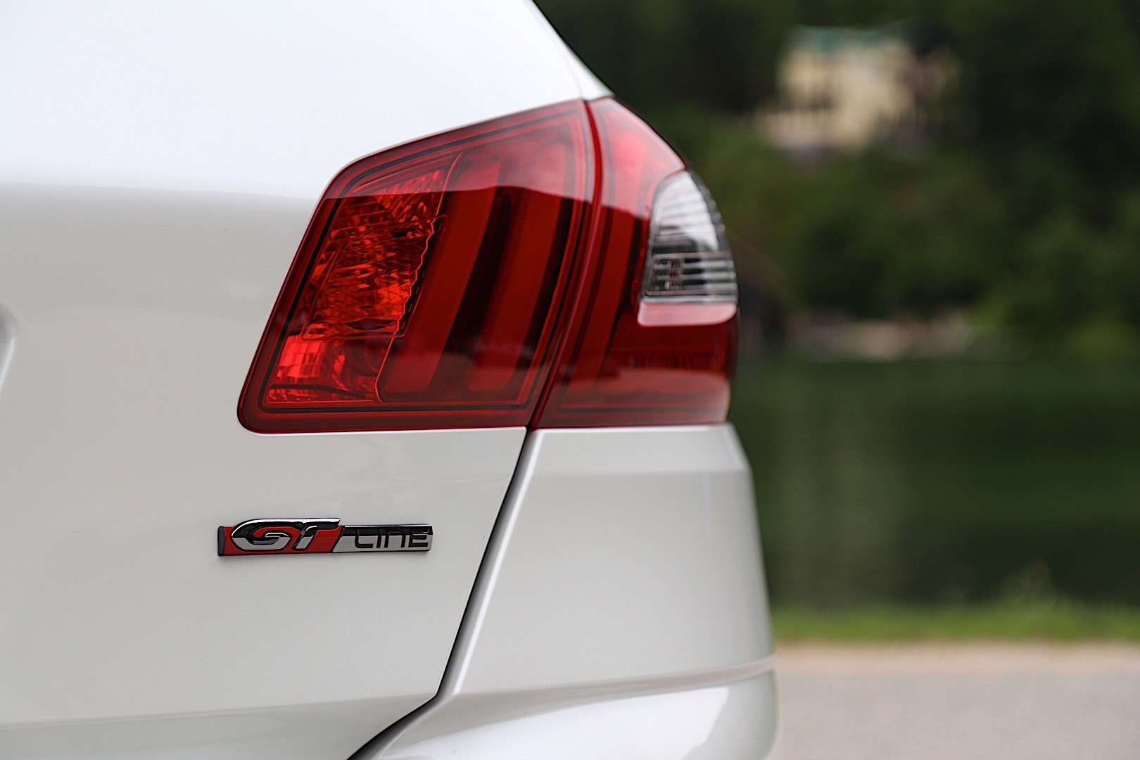 Peugeot 308 5 Doors photo 25