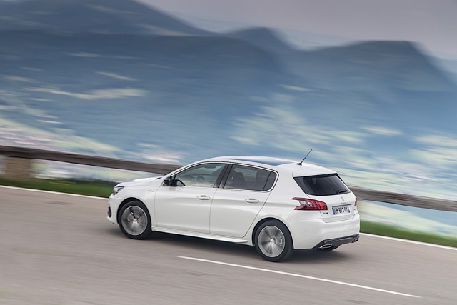 Peugeot 308 5 Doors photo 30