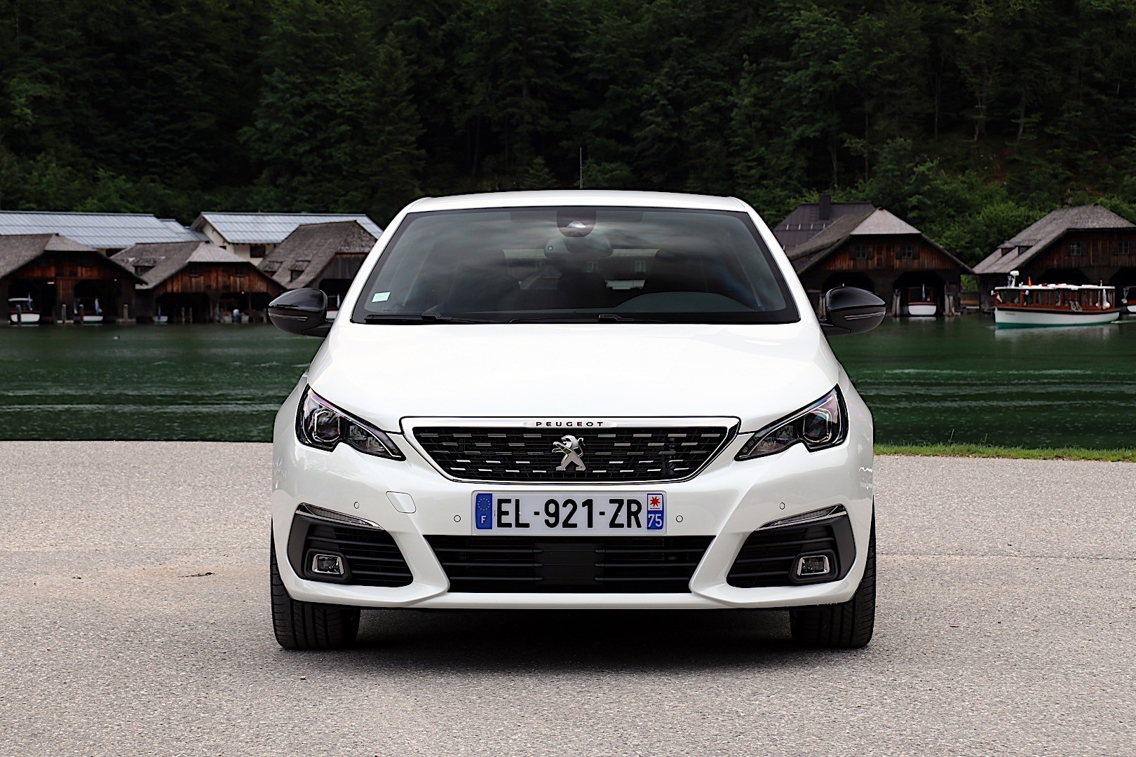 Peugeot 308 5 Doors photo 32