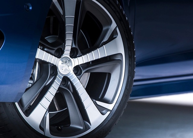 Peugeot 308 5 Doors photo 8