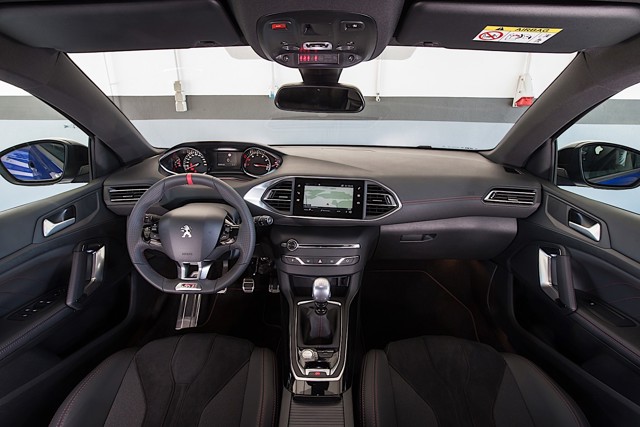 Peugeot 308 5 Doors photo 44