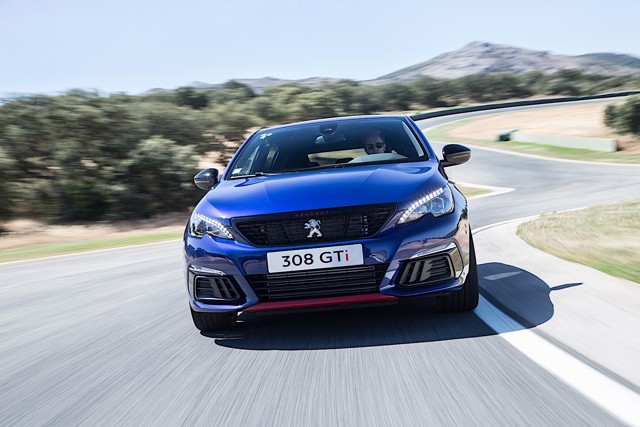 Peugeot 308 5 Doors photo 8