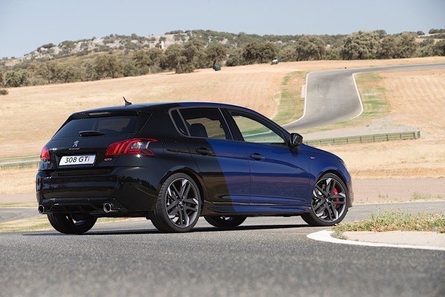 Peugeot 308 5 Doors photo 15