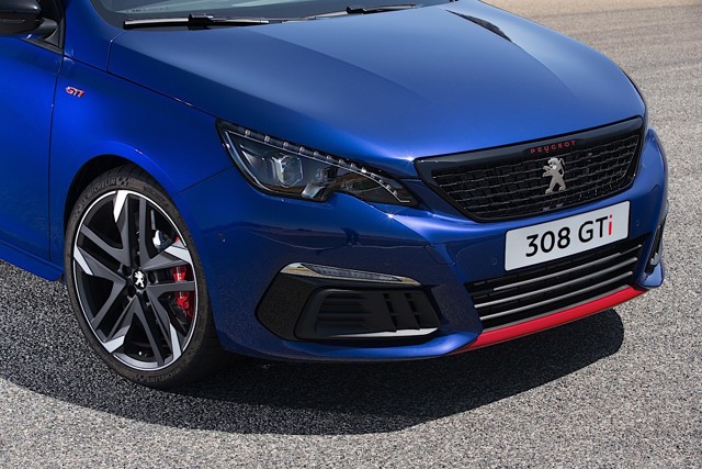 Peugeot 308 5 Doors photo 22
