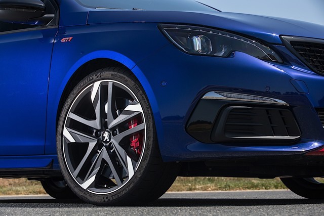 Peugeot 308 5 Doors photo 23
