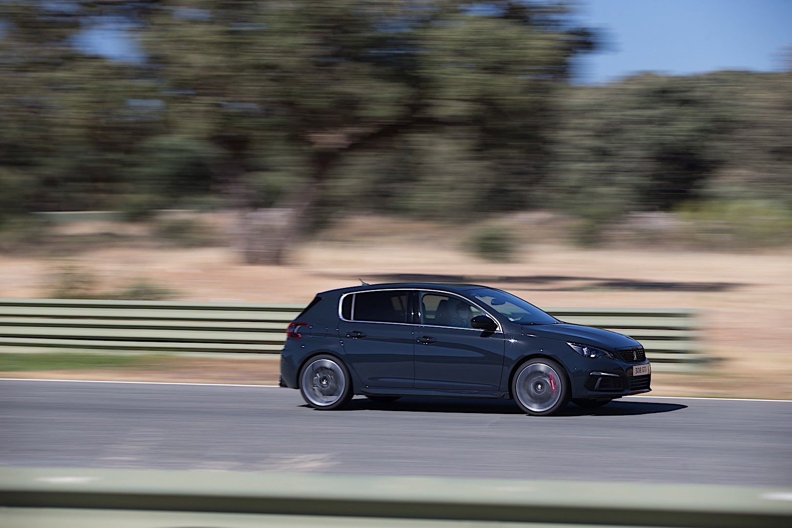 Peugeot 308 5 Doors photo 35