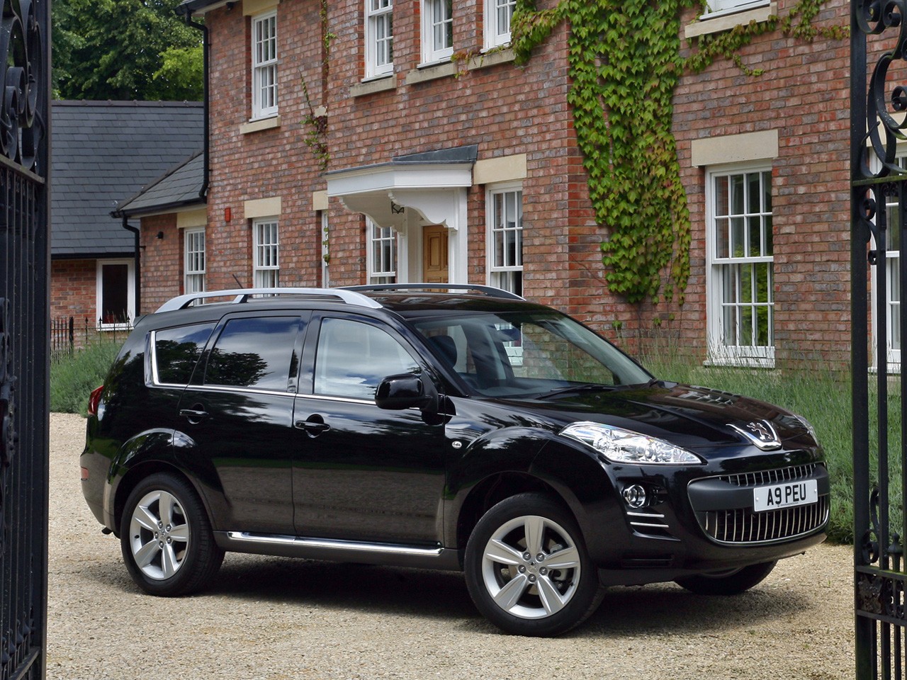 Peugeot 4007 photo 16