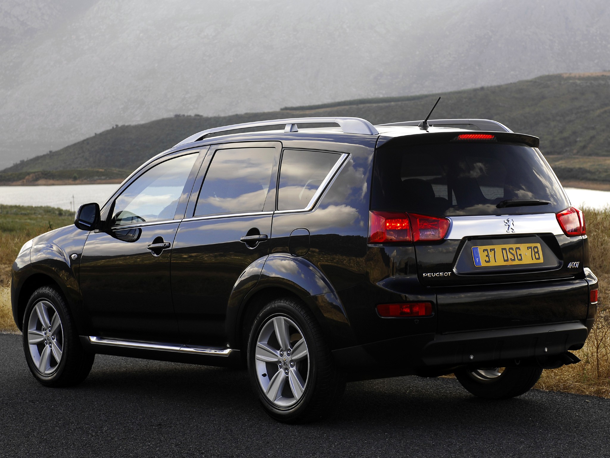 Peugeot 4007 photo 21