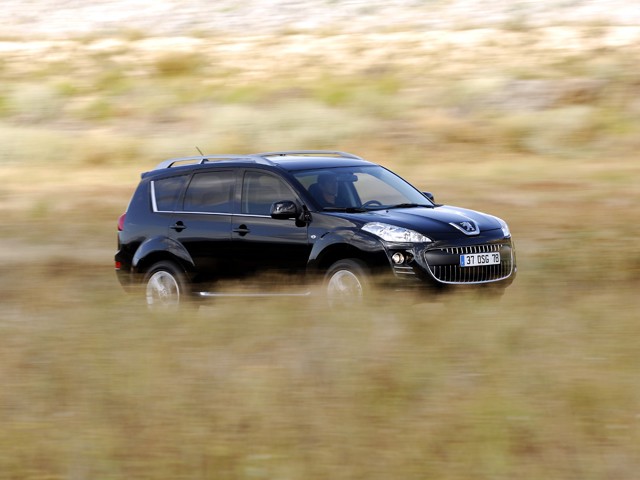 Peugeot 4007 photo 29