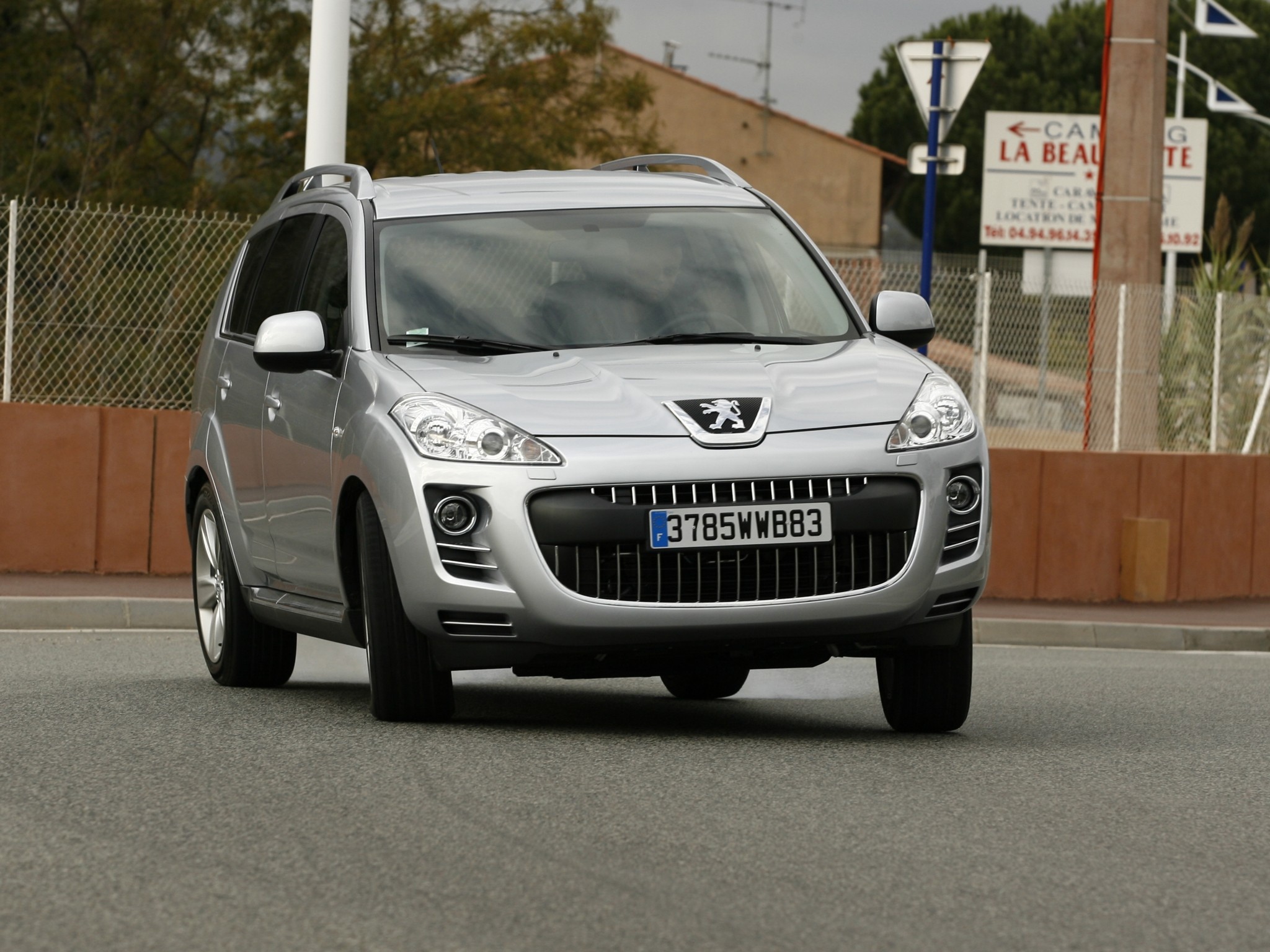 Peugeot 4007 photo 39