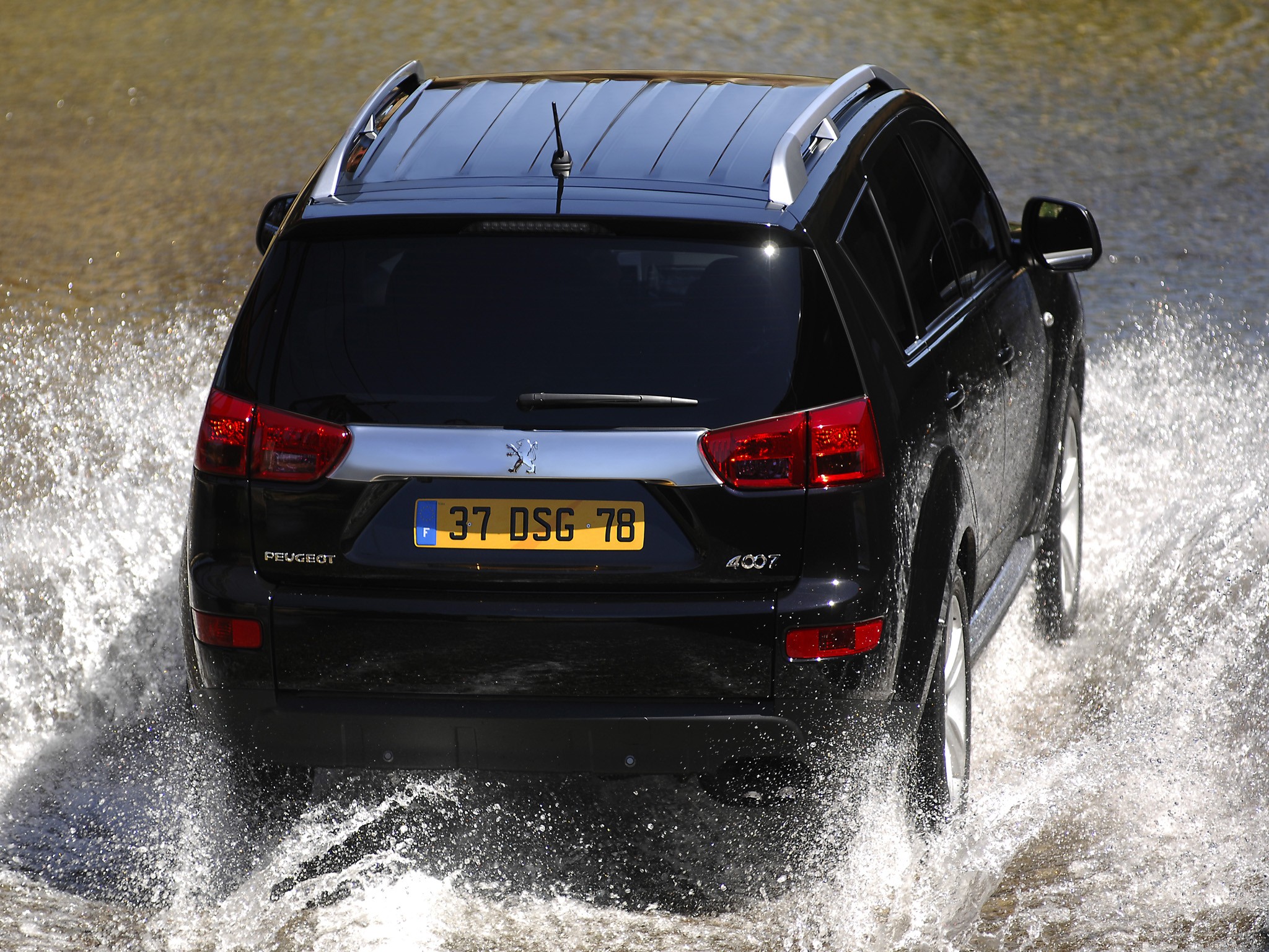 Peugeot 4007 photo 43