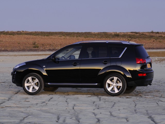 Peugeot 4007 photo 45